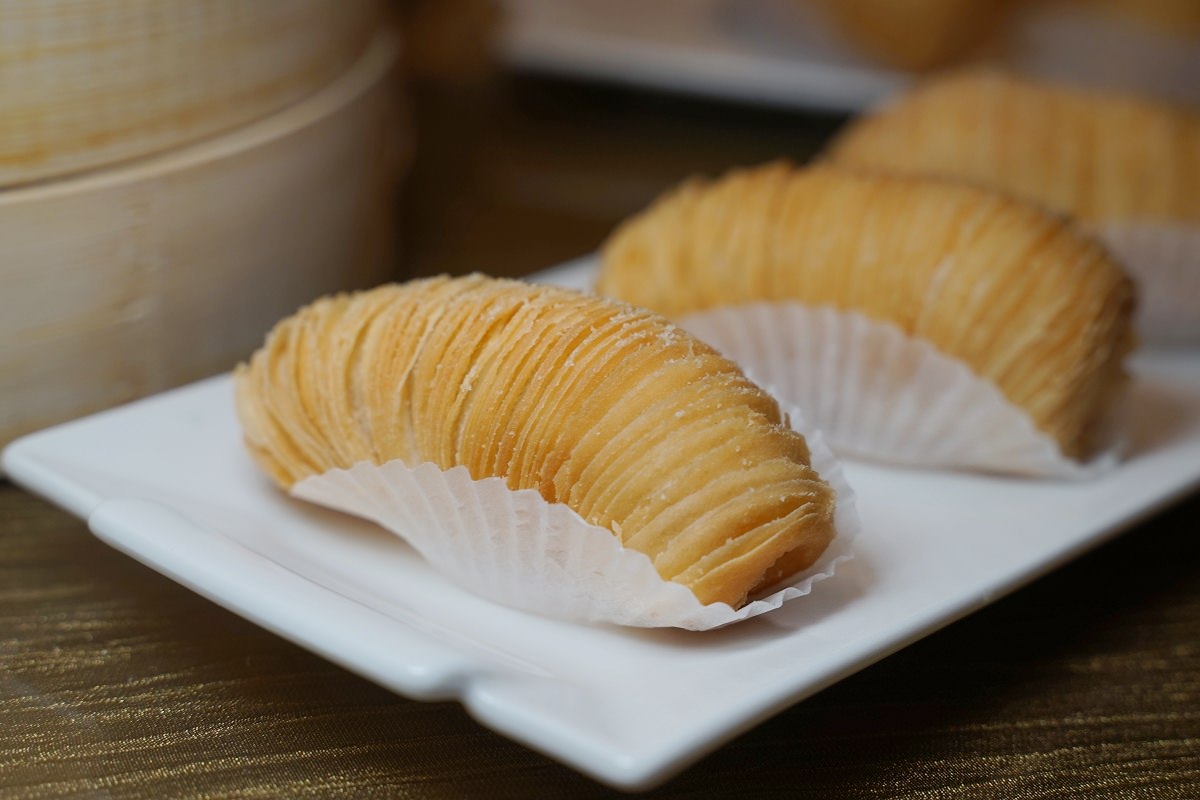 【誠品生活新店美食推薦】脆皮包種鮮蝦小籠包 川味雙絕香辣登場 樂天皇朝台灣裕隆城誠品新店店