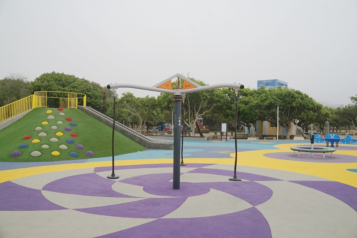 【小金門兒童公園推薦】金門最新共融式遊戲場 土丘滑梯/旋轉飛盤/雙軌滑索 烈嶼鄉習山湖公園