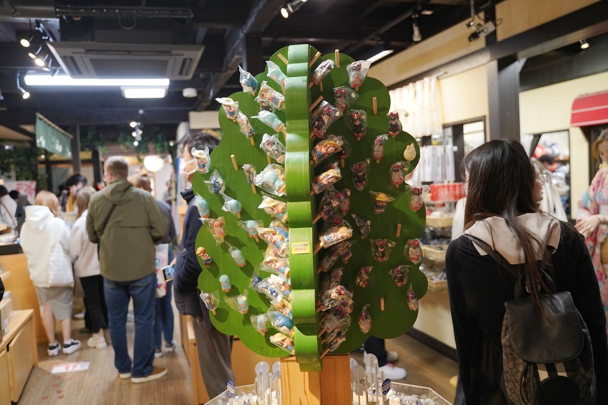 【京都血拼好去處】龍貓迷必訪 吉卜力工作室官方周邊產品專賣店 橡子共和國二寧坂店