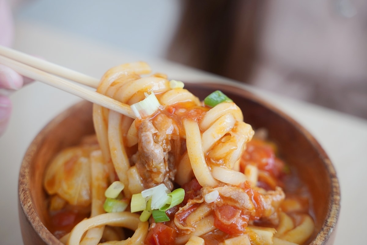 【內壢早午餐推薦】內壢復華街早午餐好選擇 美味必點熱炒烏冬麵/芋泥蛋黃 早安公雞農場晨食內壢店