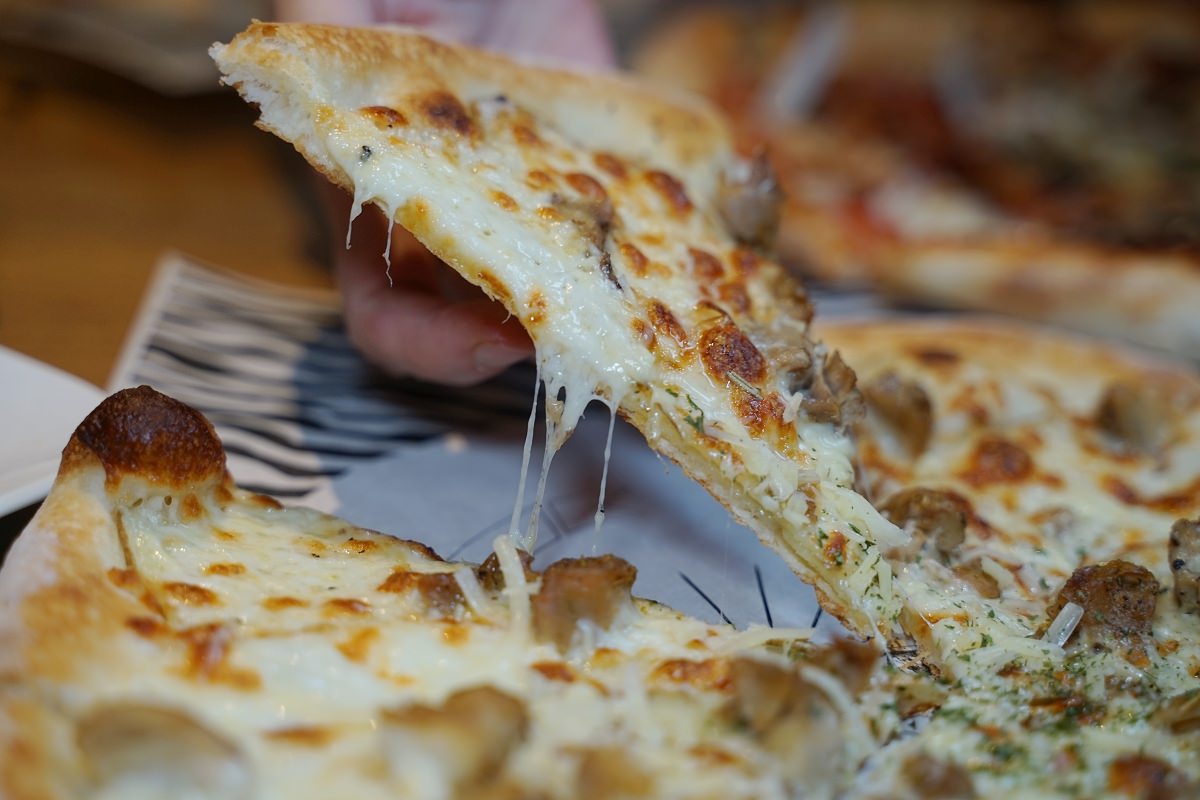 【台北東區聚餐餐廳推薦】台北第一家窯烤手工Pizza 餐點種類多台北慶生首選 瑪莉珍披薩吧大安店二訪 - 第25張圖 【台北東區聚餐餐廳推薦】台北第一家窯烤手工Pizza 餐點種類多台北慶生首選 瑪莉珍披薩吧大安店二訪