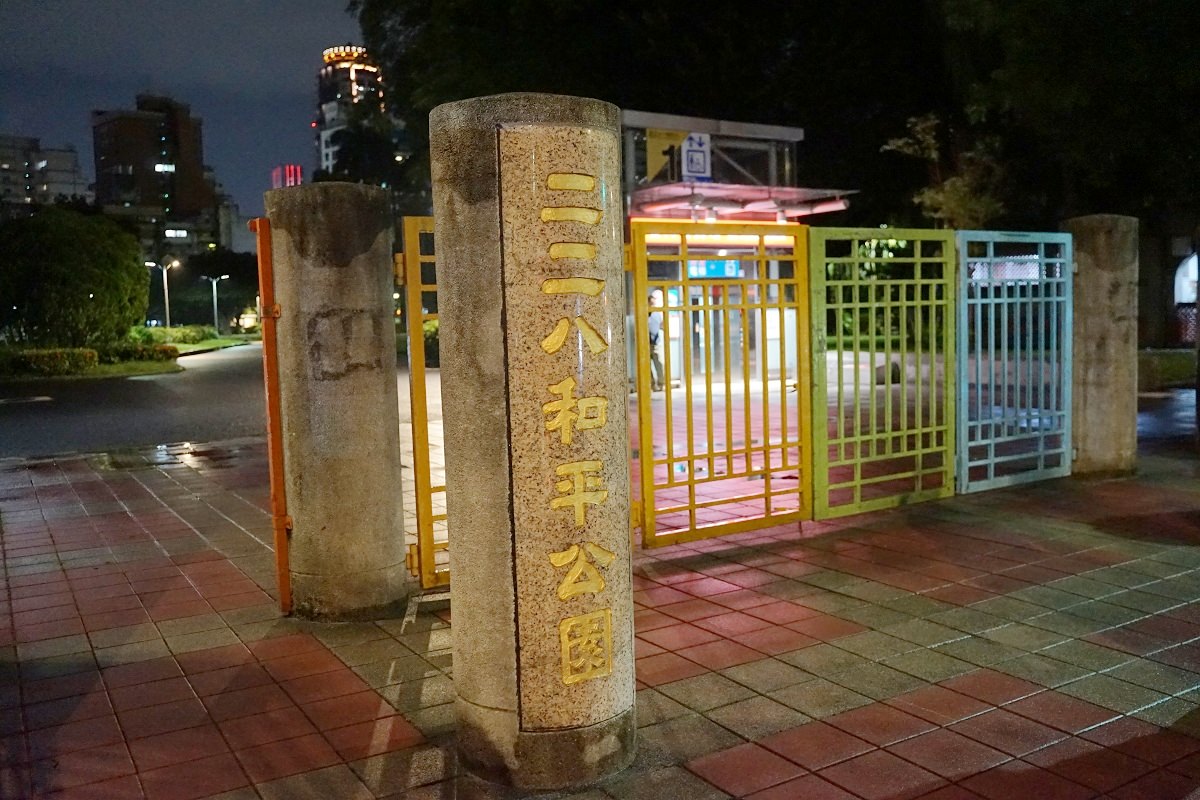 【2023 Color Taipei 台北彩虹觀光巴士】變裝皇后同遊導覽 KKday獨家加碼贈專屬彩虹好禮 台北特色遊程推薦