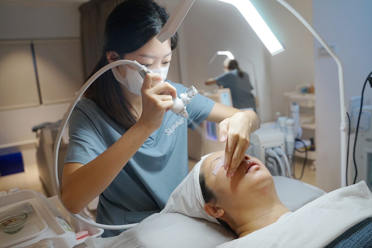【中壢做臉推薦】實現科研做臉自由 粉剌寶+超爆水=毛孔顆粒草莓鼻掰 SkinBar 淨膚寶環西店