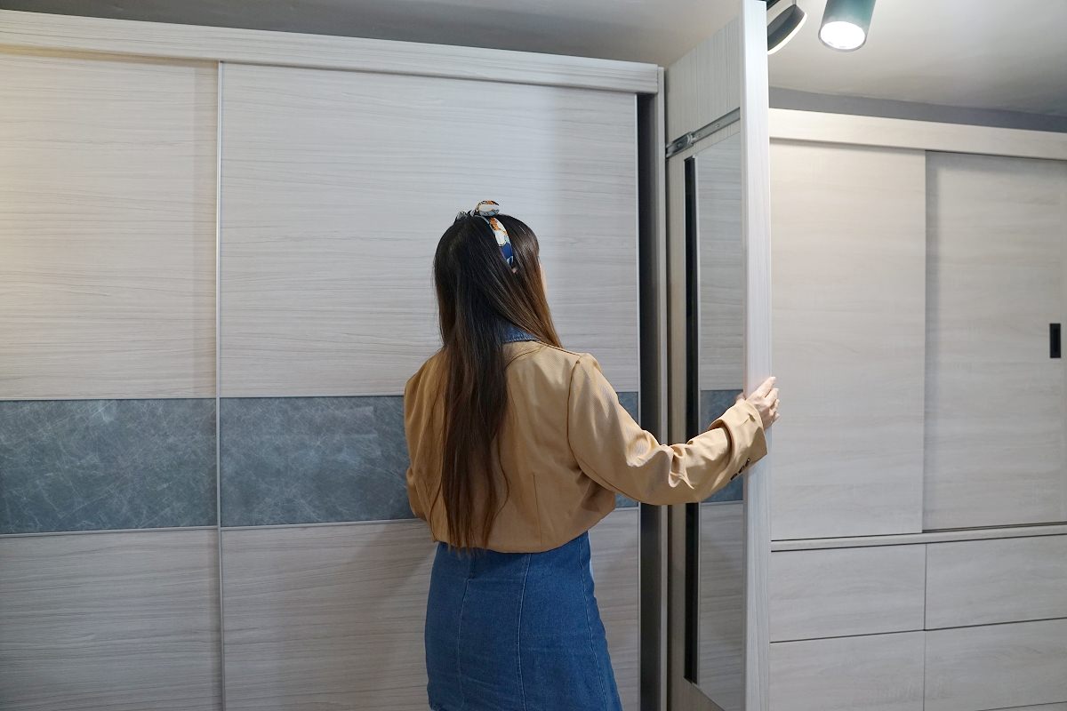 【中和家具店推薦】中和客製化沙發好選擇 免費特約停車場 億家具批發倉庫中和店