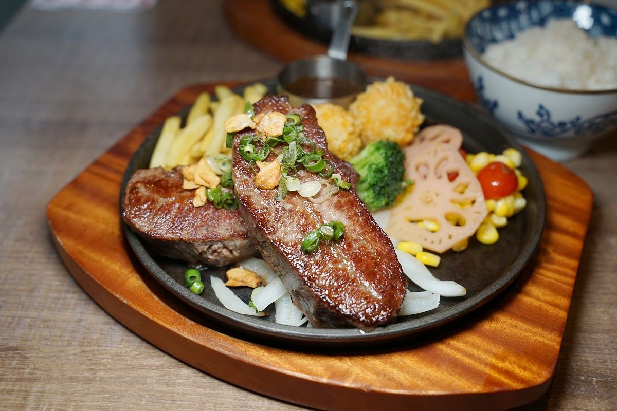 【林口牛排館推薦】冷藏濕式熟成日式牛排 牛滷飯/湯品/飲料/冰淇淋吃到飽 炙り庵 steak 牛排林口店