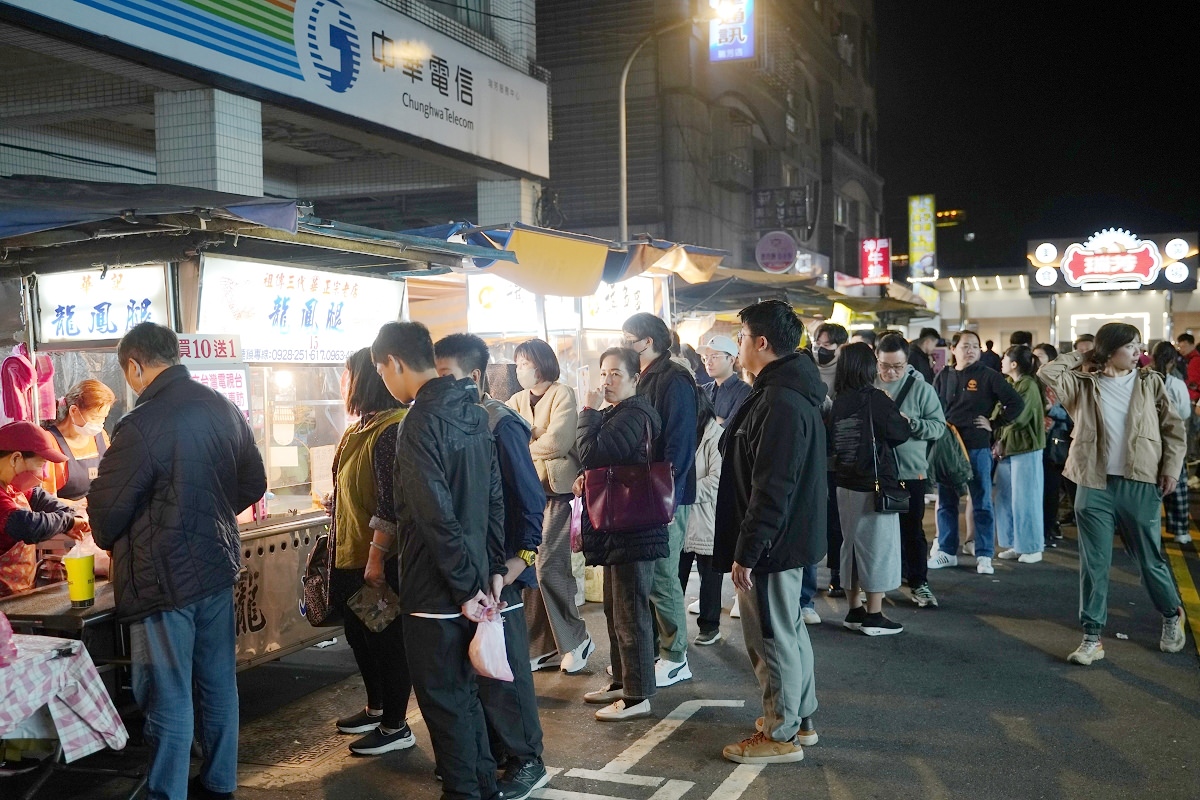 【瑞芳龍鳳腿推薦】祖傳三代正宗老店 每支15元瑞芳美食廣場前 華記龍鳳腿