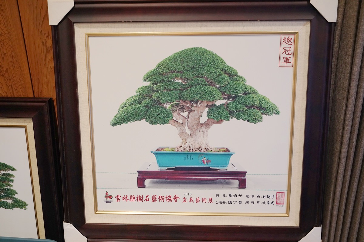 【龍潭麻辣火鍋推薦】三坑老街美食餐廳好選擇 真材實料鴛鴦鍋聚餐首選 華川宴麻辣鴛鴦火鍋龍潭三坑店