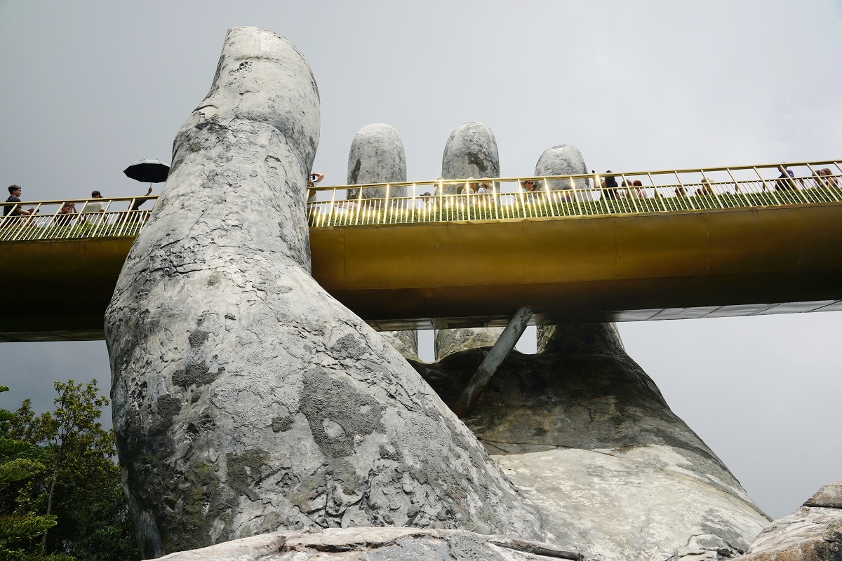 【峴港必去景點推薦】百年歷史中越巴拿山 Ba Na Hills 世界上最長不間斷單軌纜車 峴港巴拿山太陽世界