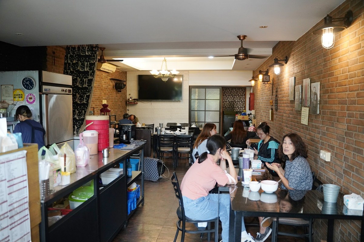 【龍潭早午餐推薦】美味必點異國早午餐 龍潭在地人氣巷弄美食 Number 95 龍潭店 - 第2張圖 【龍潭早午餐推薦】美味必點異國早午餐 龍潭在地人氣巷弄美食 Number 95 龍潭店