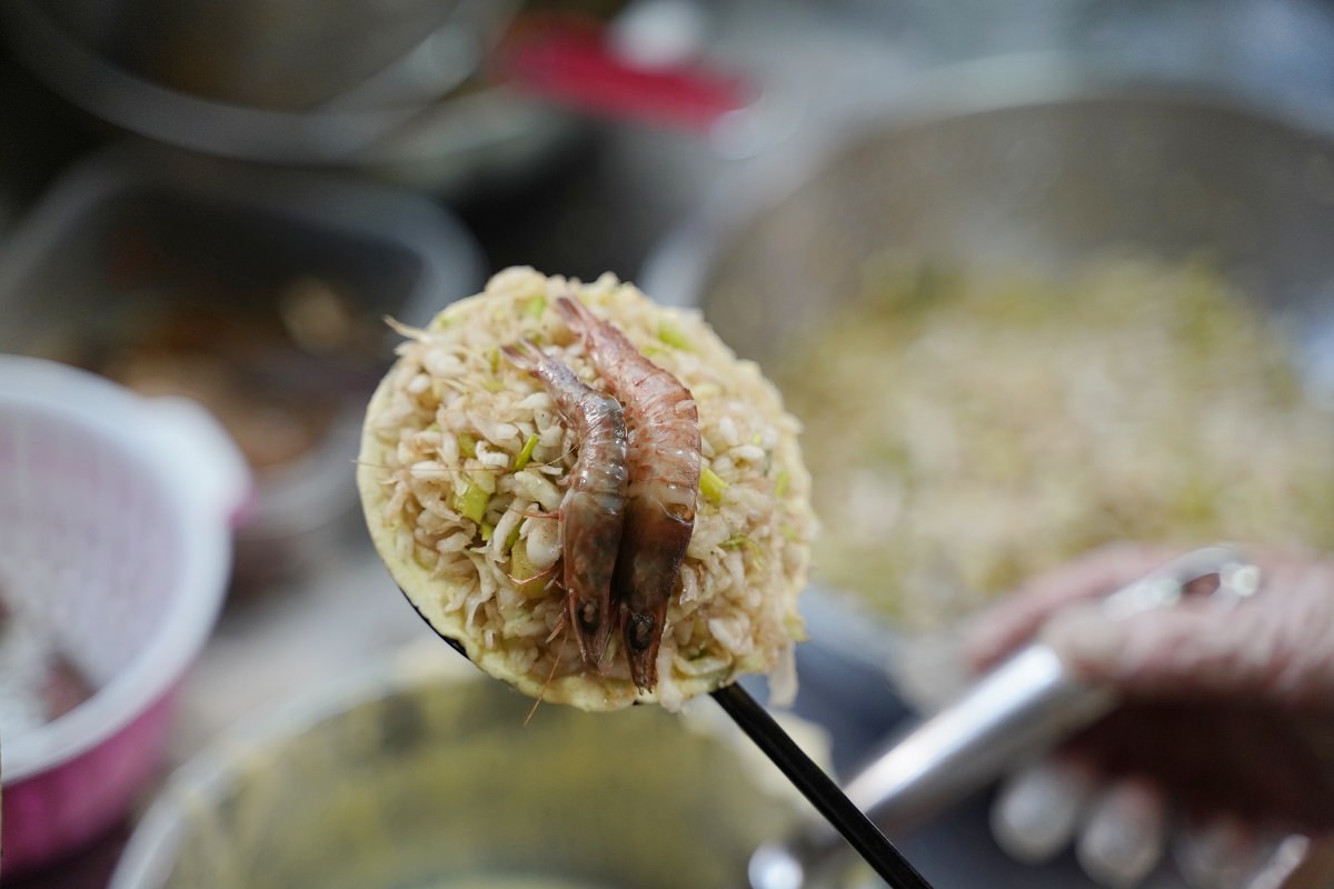 【澎湖外垵漁村美食推薦】獨特美味沙魚炸粿 寶島神很大推薦美食 阿綢炸粿