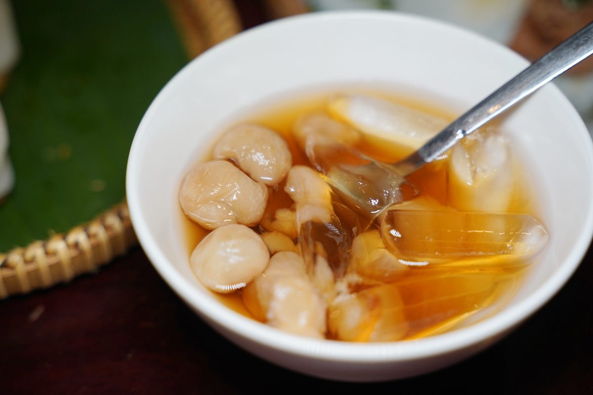 【峴港越南料理餐廳推薦】傳統手藝越南道地家鄉菜 Google好評9000則4.1顆星 峴港蘭夫人越南餐廳 Nhà hàng Madame Lân