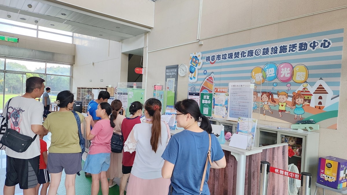 【桃園游泳池推薦】桃園市民卡50元/內壢特定里民免費 室內溫水SPA池/兒童戲水池 內壢焚化爐回饋游泳池