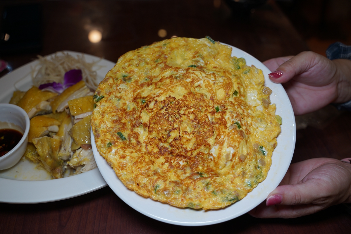 【深坑老街聚餐餐廳推薦】百年古厝紅磚木櫥櫃 美味必點酥炸臭豆腐/白斬黃金閹雞 深坑光復樓食府