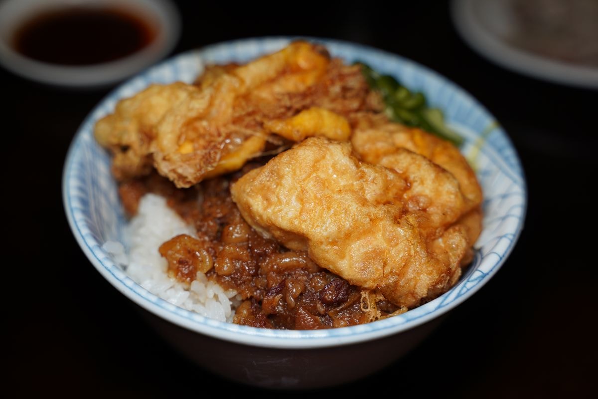 【青埔鴨肉飯推薦】青埔古早味台灣小吃 人氣必點雙蛋銷魂滷肉飯/滑水鴨肉 二堂頭青埔店 - 第7張圖 【青埔鴨肉飯推薦】青埔古早味台灣小吃 人氣必點雙蛋銷魂滷肉飯/滑水鴨肉 二堂頭青埔店