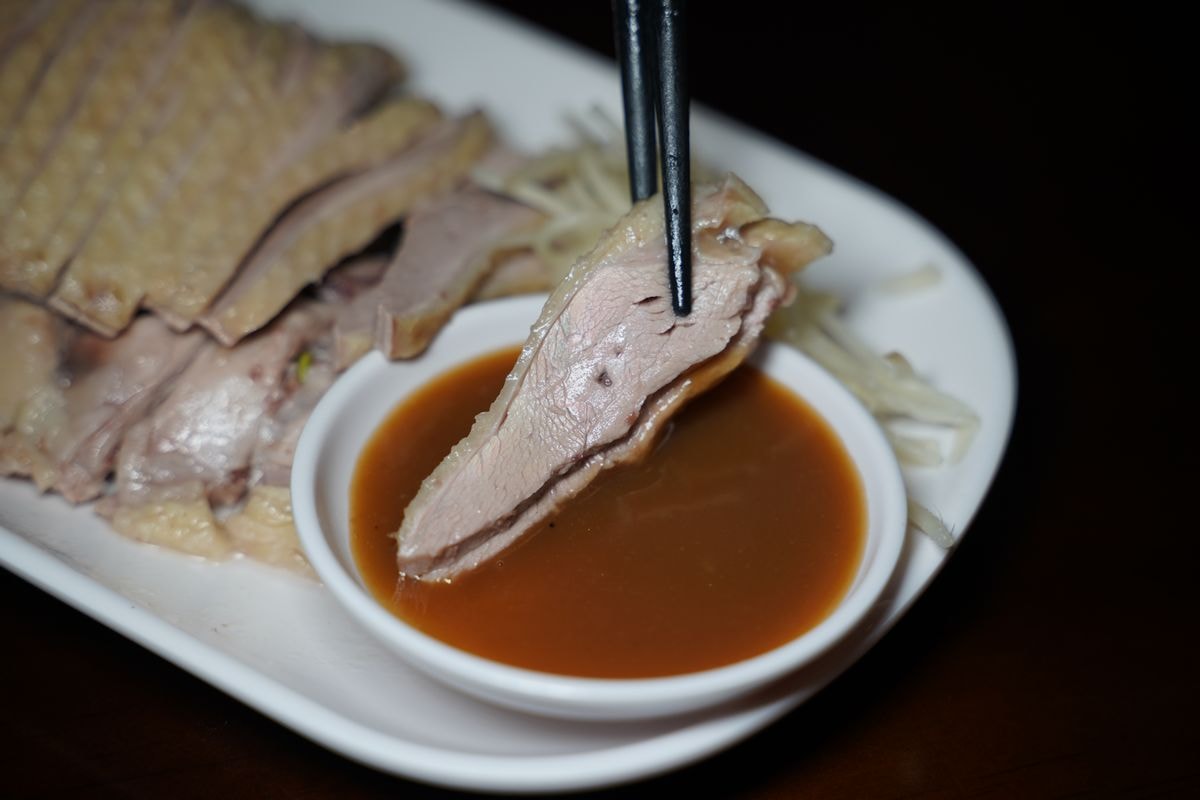 【青埔鴨肉飯推薦】青埔古早味台灣小吃 人氣必點雙蛋銷魂滷肉飯/滑水鴨肉 二堂頭青埔店 - 第10張圖 【青埔鴨肉飯推薦】青埔古早味台灣小吃 人氣必點雙蛋銷魂滷肉飯/滑水鴨肉 二堂頭青埔店