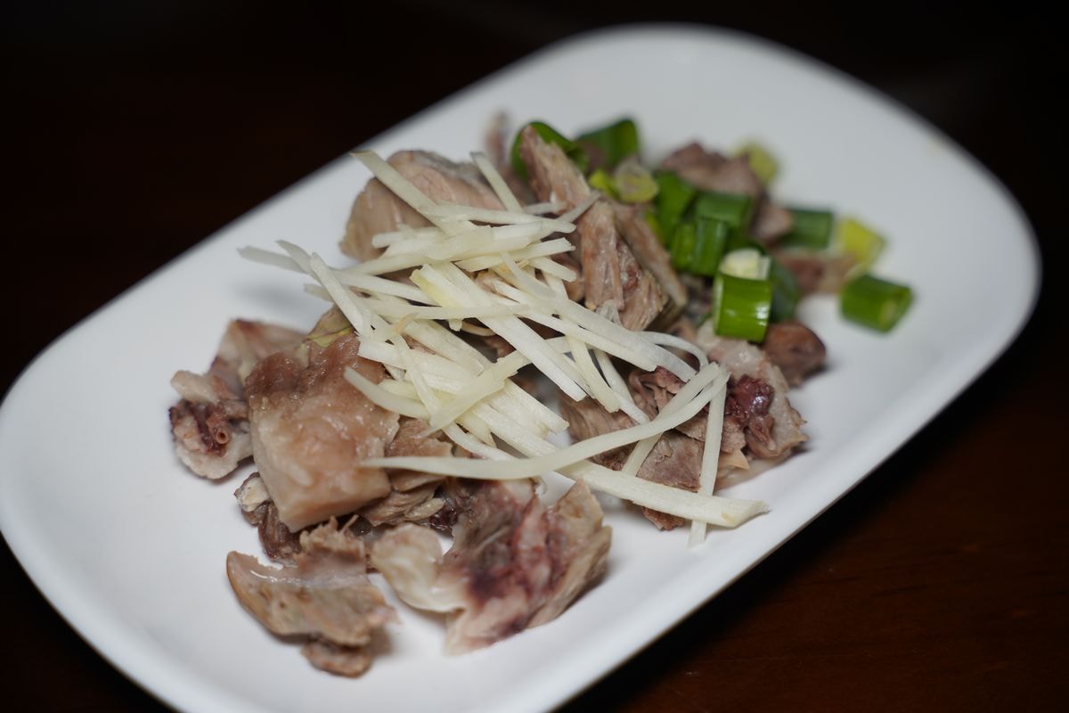 【青埔鴨肉飯推薦】青埔古早味台灣小吃 人氣必點雙蛋銷魂滷肉飯/滑水鴨肉 二堂頭青埔店 - 第11張圖 【青埔鴨肉飯推薦】青埔古早味台灣小吃 人氣必點雙蛋銷魂滷肉飯/滑水鴨肉 二堂頭青埔店