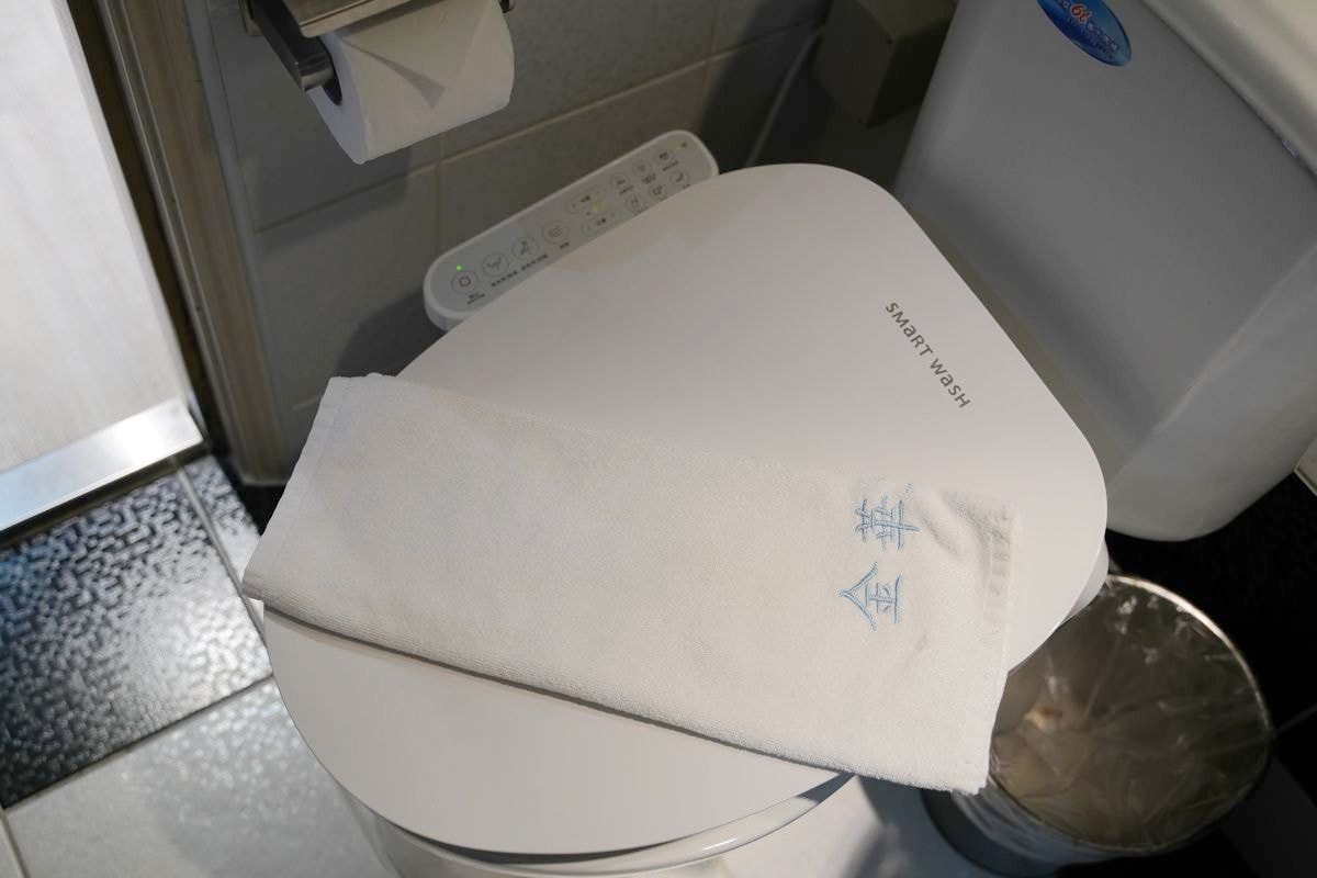 【基隆崁仔頂住宿推薦】基隆平價住宿飯店好選擇 鄰近基隆廟口夜市/仁愛市場美食多 金華商旅