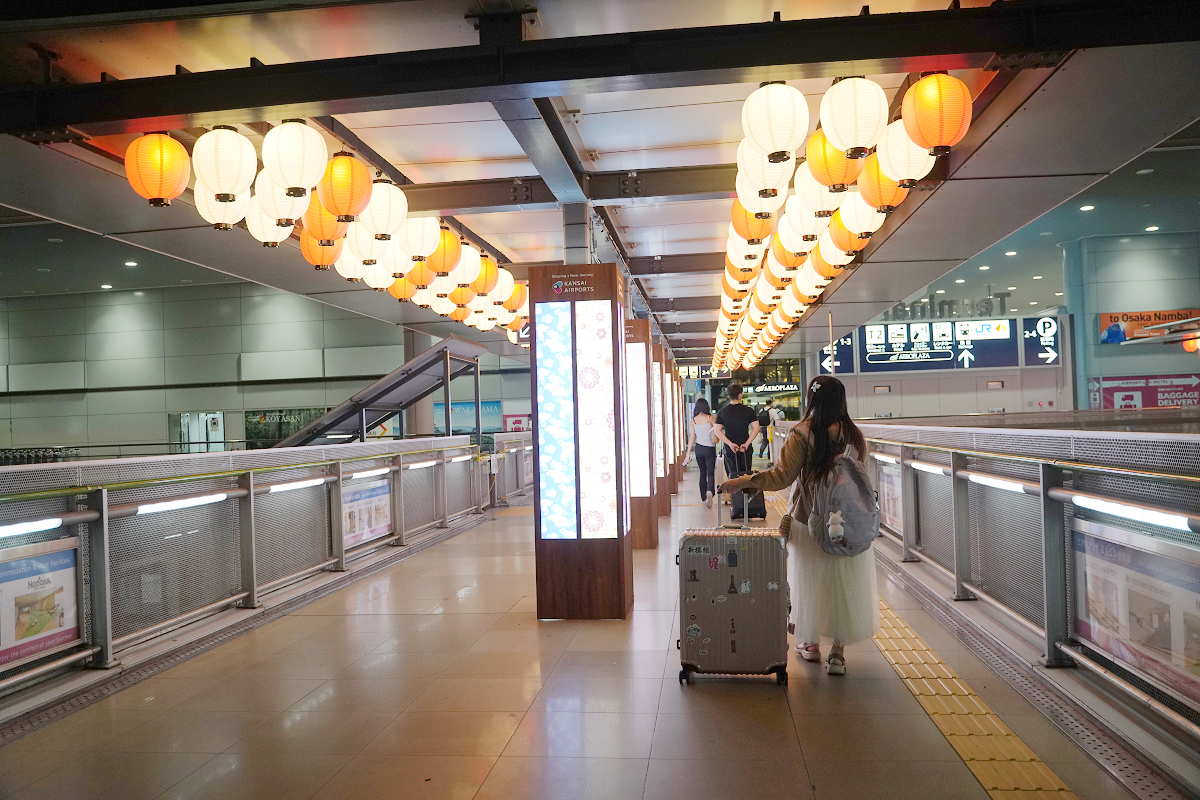 【南海電鐵特急rapi:t】日本關西國際機場交通推薦 機場往大阪市區 復古未來感空港急行列車