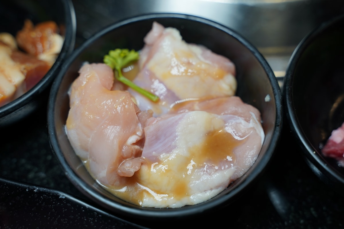 【桃園藝文特區吃到飽推薦】豐富自助吧經典肉品海鮮火烤兩吃無限享用 三柒燒肉專門店桃園藝文店
