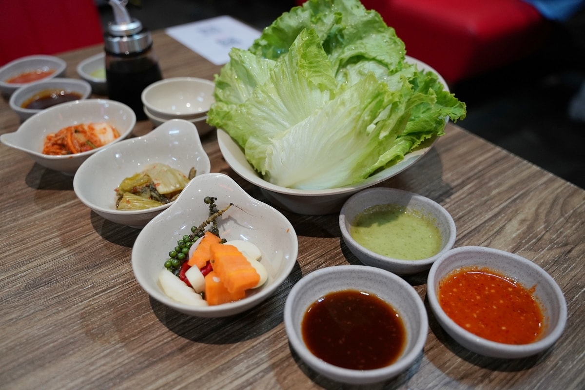 【峴港吃到飽餐廳推薦】港式燒烤火鍋吃到飽 豐富自助吧無限量供應 Madam Võ ĐN 皇后燒烤火鍋吃到飽 - 第19張圖 【峴港吃到飽餐廳推薦】港式燒烤火鍋吃到飽 豐富自助吧無限量供應 Madam Võ ĐN 皇后燒烤火鍋吃到飽