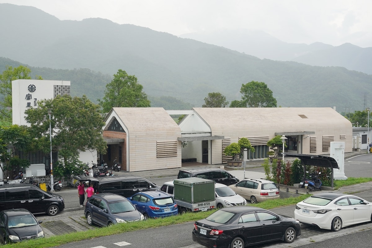 【花蓮富里六十石山】滿山遍野六十石山金針花海 在地金針風味餐/手作DIY體驗 富里六十石山美食景點懶人包