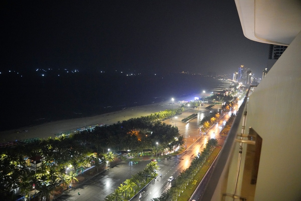 【Radisson Hotel Danang】越南峴港海景飯店推薦峴港麗筠酒店 美溪沙灘第一排 超豐富早餐自助吧/高空無邊際泳池