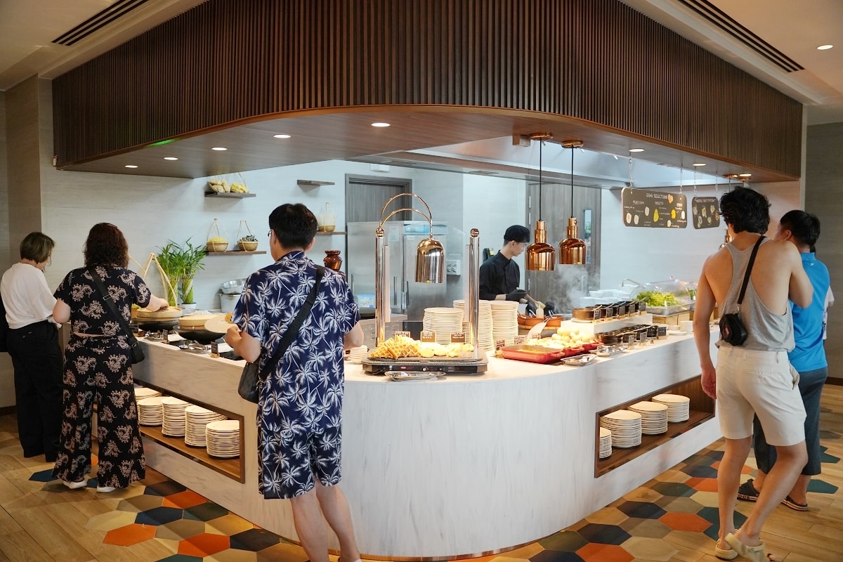 【Radisson Hotel Danang】越南峴港海景飯店推薦峴港麗筠酒店 美溪沙灘第一排 超豐富早餐自助吧/高空無邊際泳池