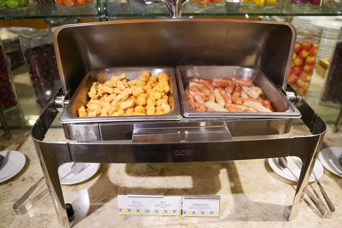 【台北大安森林公園住宿飯店推薦】台北101大樓景觀精緻客房 黃金美人湯溫泉SPA/露天戶外泳池 福容大飯店台北一館