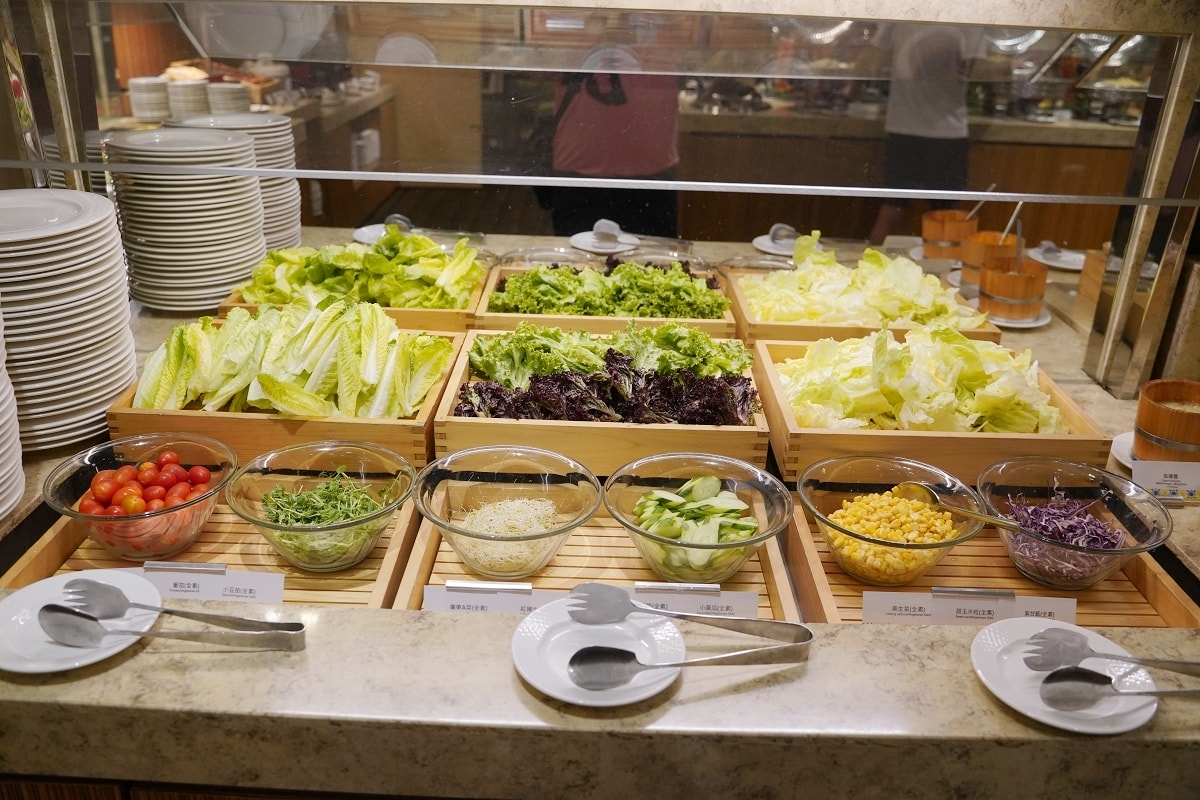 【台北大安森林公園住宿飯店推薦】台北101大樓景觀精緻客房 黃金美人湯溫泉SPA/露天戶外泳池 福容大飯店台北一館