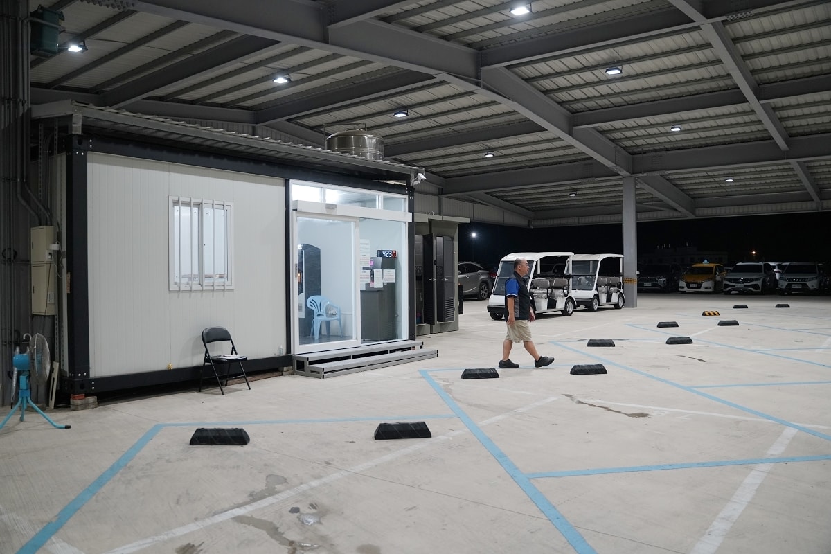 【大園出國停車場】第三停車場現金支付不分平假日/每日只要150元 信用卡免費停車合作停車場 免留鑰匙貼心又安全