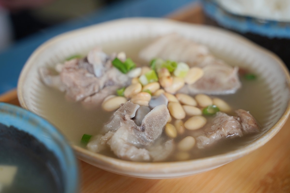 【富里火車站美食餐廳推薦】富里首座國產材建築 精緻美味簡餐養生鍋 馥茶堂