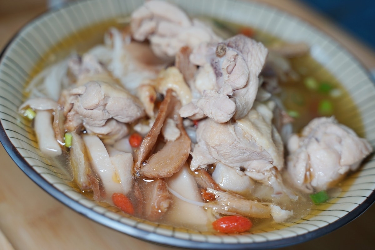 【富里火車站美食餐廳推薦】富里首座國產材建築 精緻美味簡餐養生鍋 馥茶堂