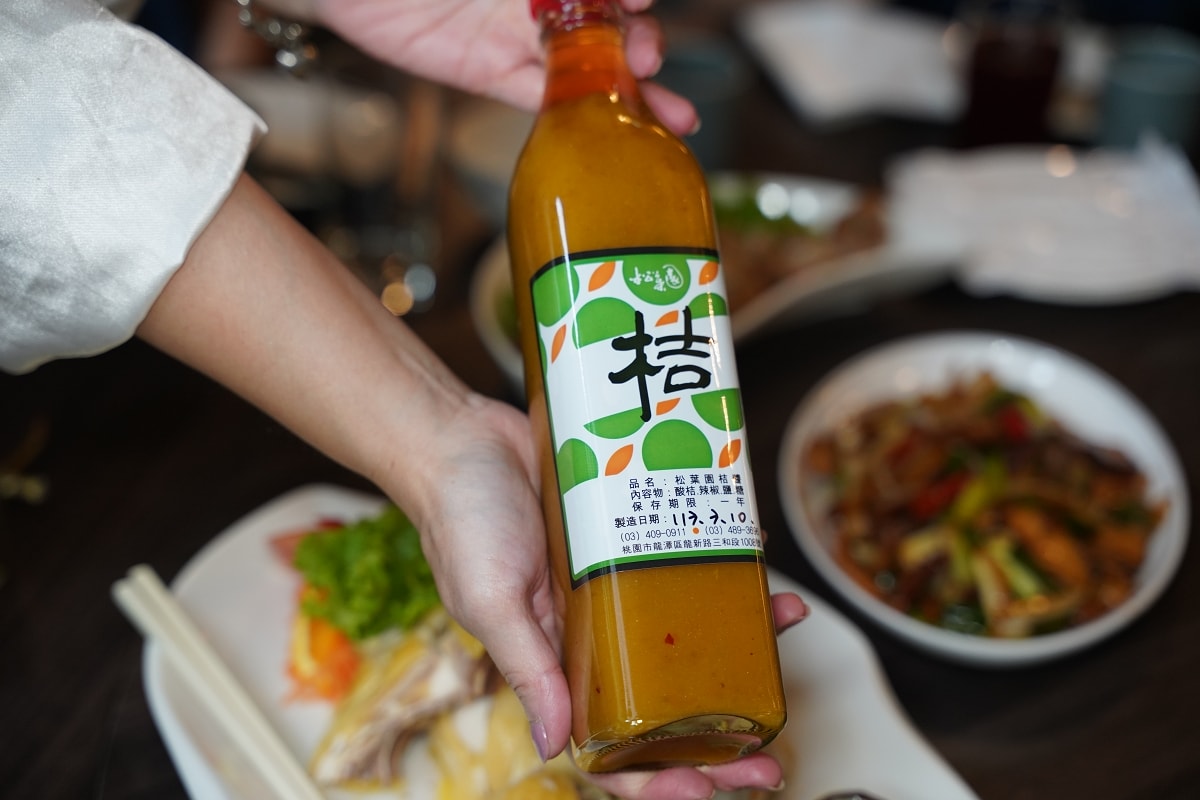 【龍潭三洽水美食餐廳推薦】創立於2003年包廂聚餐好選擇 美味多元客家料理結合當代藝術收藏 松葉園人文景觀餐廳