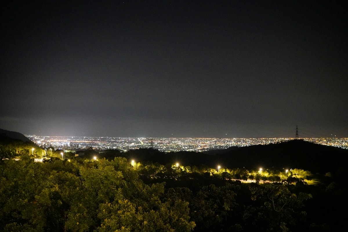 【佛光大學美食推薦】宜蘭礁溪百萬夜景咖啡餐車 宜蘭寵物友善素食美味餐點 CIRRUSCAFE 雲起咖啡