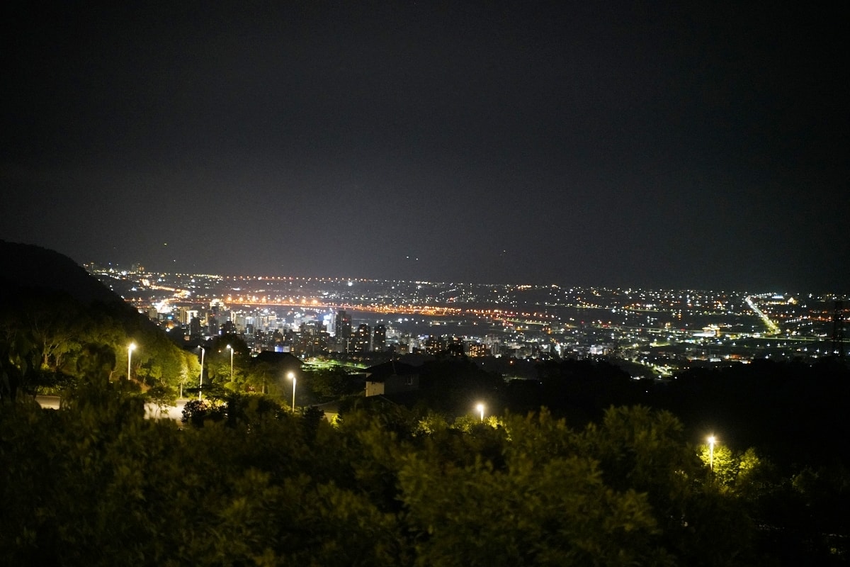 【佛光大學美食推薦】宜蘭礁溪百萬夜景咖啡餐車 宜蘭寵物友善素食美味餐點 CIRRUSCAFE 雲起咖啡