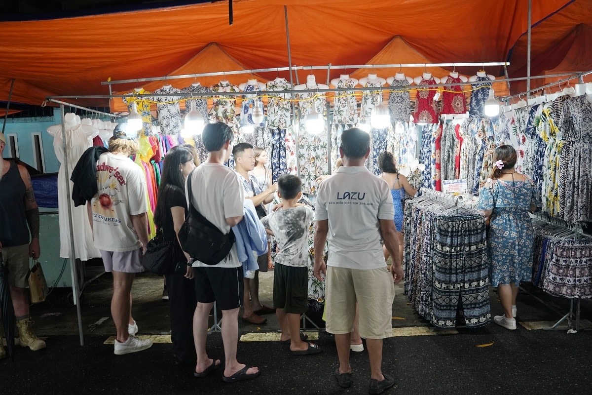 【越南峴港夜市推薦】成立於2018年 峴港海鮮大排檔美食小吃集散地 在地特色文創伴手禮 山茶夜市