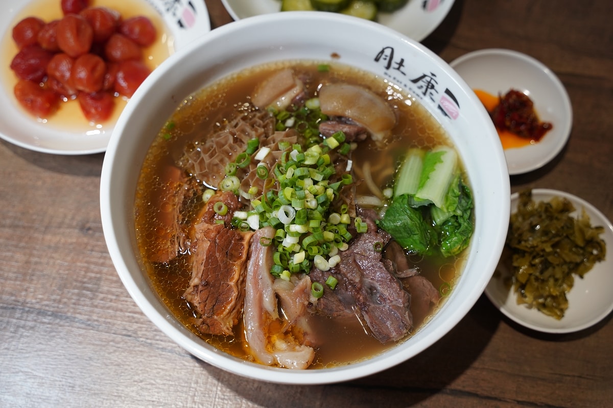 【台北條通牛肉麵推薦】2023台北國際牛肉麵節清燉組人氣獎 熬煮六小時秘製配方 肚康食研所