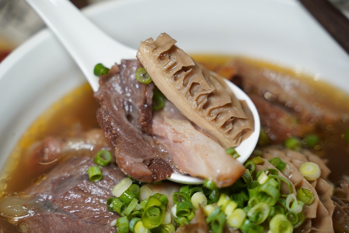 【台北條通牛肉麵推薦】2023台北國際牛肉麵節清燉組人氣獎 熬煮六小時秘製配方 肚康食研所