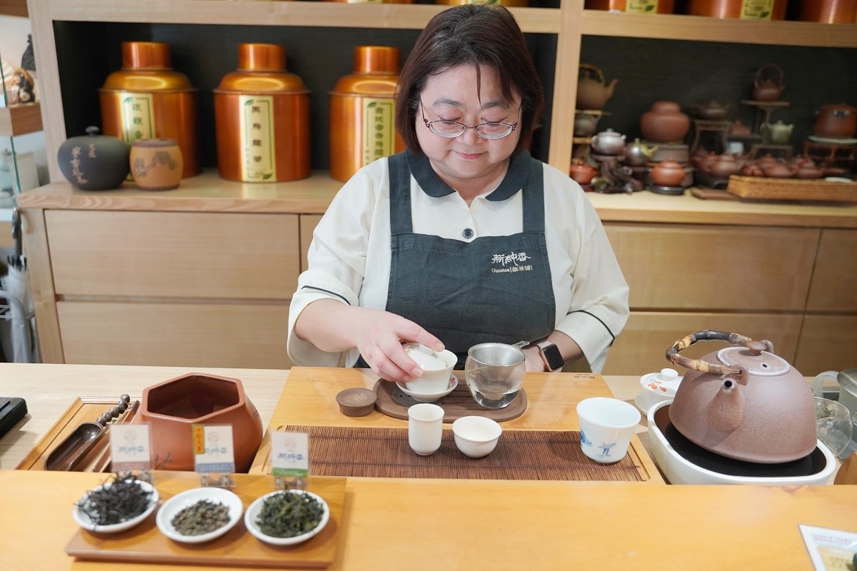 【台北條通茶行推薦】創立於1981年條通老字號茶行 台灣茶文化交流試茶 新純香款茶舖