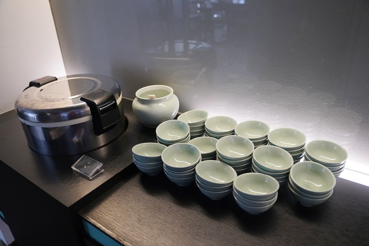【台北條通聚餐餐廳推薦】產地直送花椒之冠九葉青花椒 新東方美學意境空間 青花驕麻辣鍋台北中山北店
