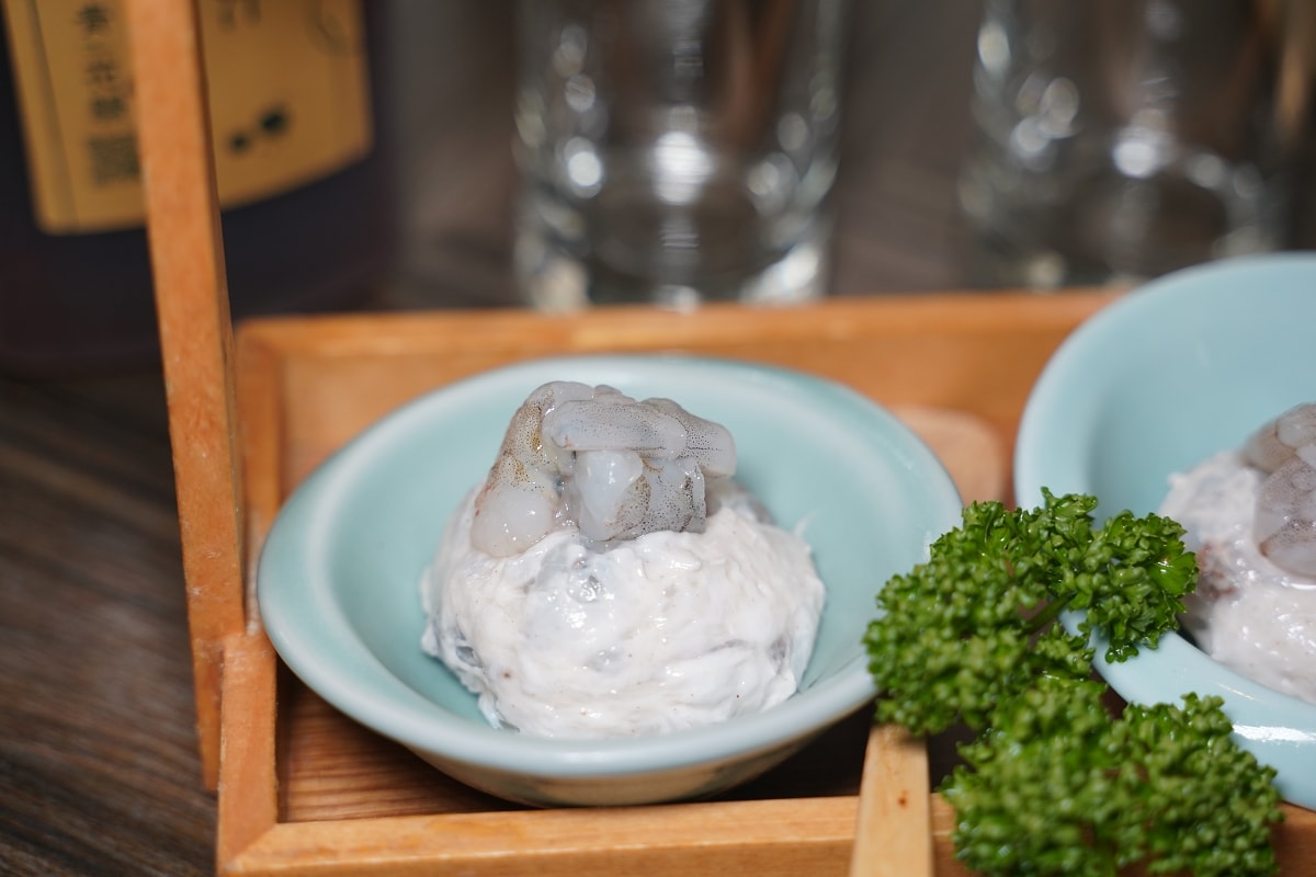 【台北條通聚餐餐廳推薦】產地直送花椒之冠九葉青花椒 新東方美學意境空間 青花驕麻辣鍋台北中山北店
