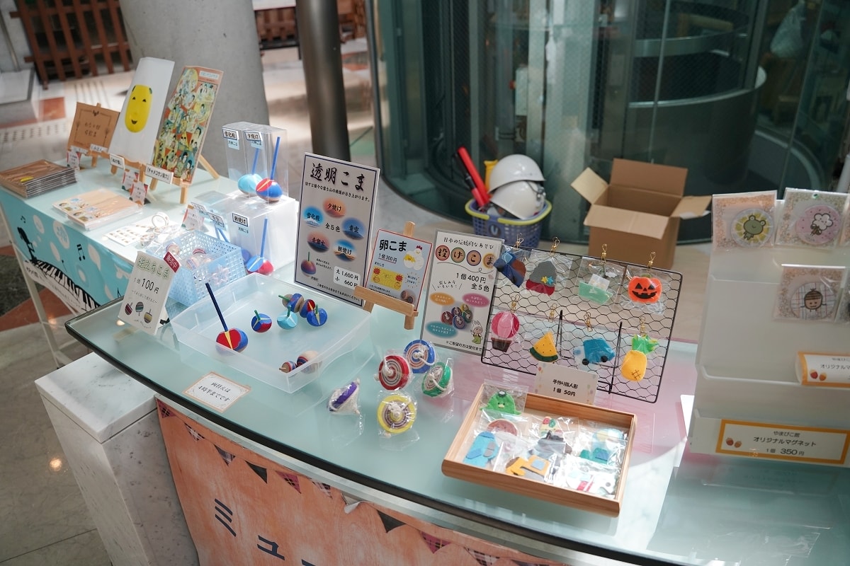 【鳥取親子景點推薦】童謠玩具主題室內景點 親子手作玩具體驗 鳥取童謠玩具博物館 - 第17張圖 【鳥取親子景點推薦】童謠玩具主題室內景點 親子手作玩具體驗 鳥取童謠玩具博物館