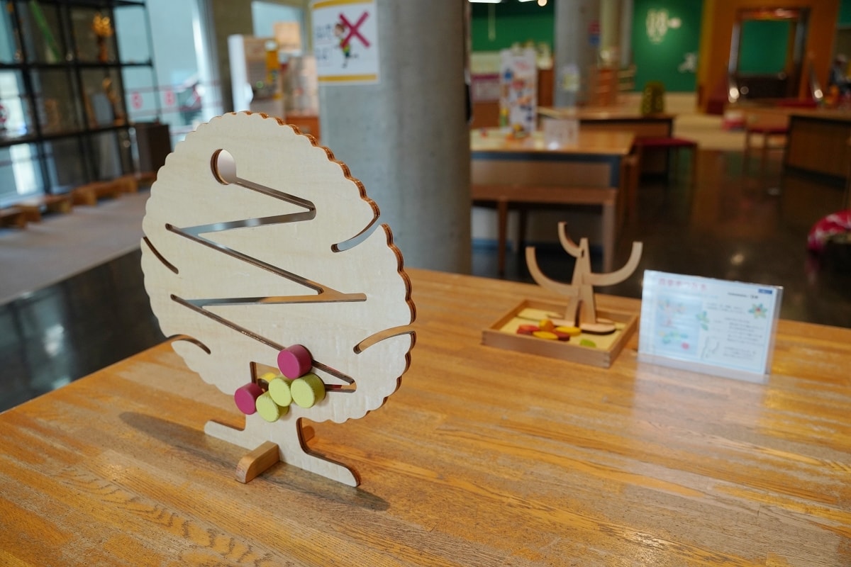 【鳥取親子景點推薦】童謠玩具主題室內景點 親子手作玩具體驗 鳥取童謠玩具博物館 - 第42張圖 【鳥取親子景點推薦】童謠玩具主題室內景點 親子手作玩具體驗 鳥取童謠玩具博物館
