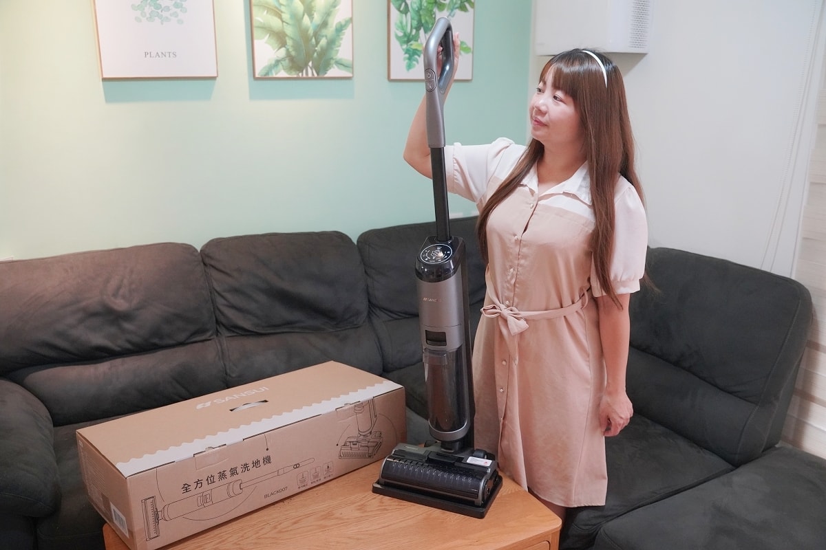 【SANSUI輕蒸仕|全方位無線蒸氣洗地機】市面唯一!12秒極速高溫出蒸氣 一鍵全機自動清洗滾刷+熱風烘乾 - 第4張圖 【SANSUI輕蒸仕|全方位無線蒸氣洗地機】市面唯一!12秒極速高溫出蒸氣 一鍵全機自動清洗滾刷+熱風烘乾