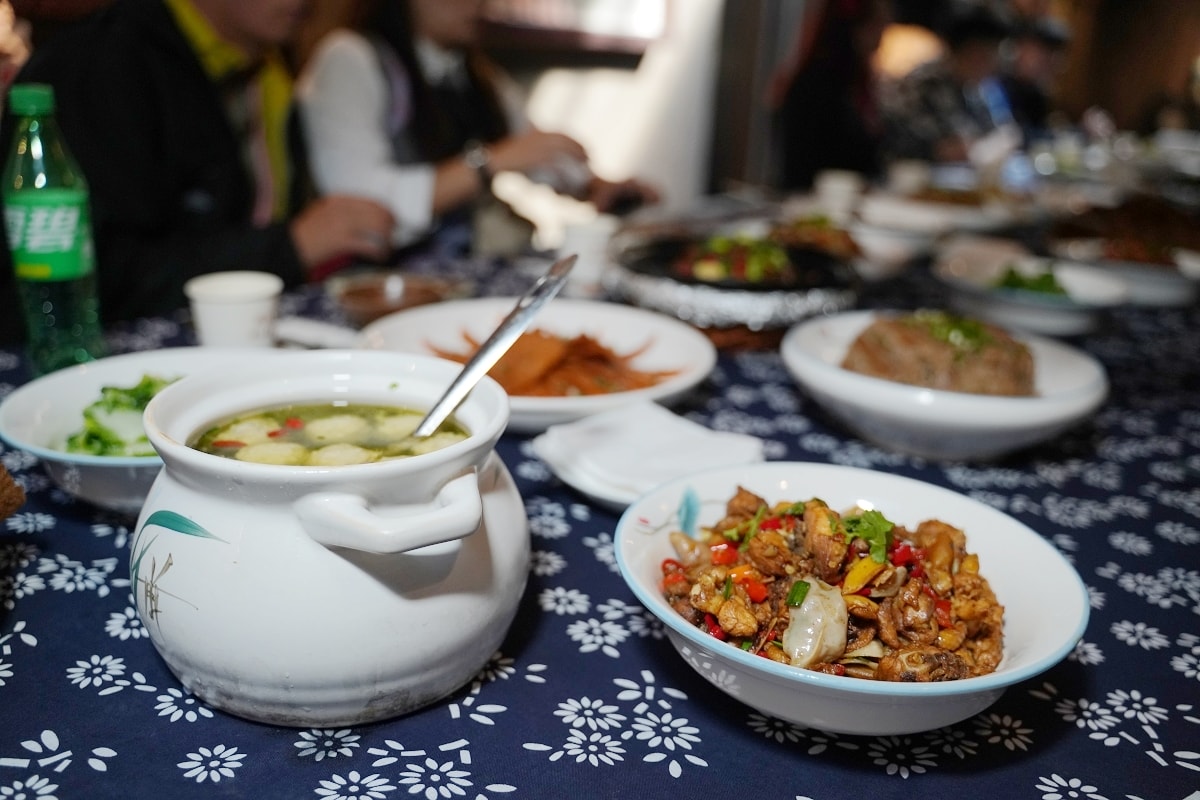 【洪江順發食府】洪江古商城美食餐廳好選擇 美味必點湘西名菜洪江雞蓉/手撕霸王雞/洪江血粑鴨