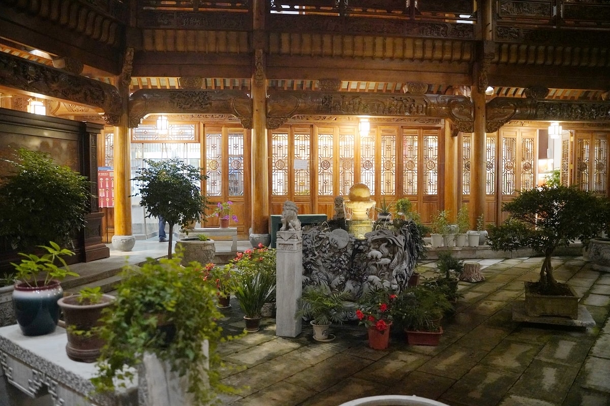 【洪江曾府酒店】開幕於2021年 懷化洪江古商城最新住宿酒店 宋營造法官式木造結構