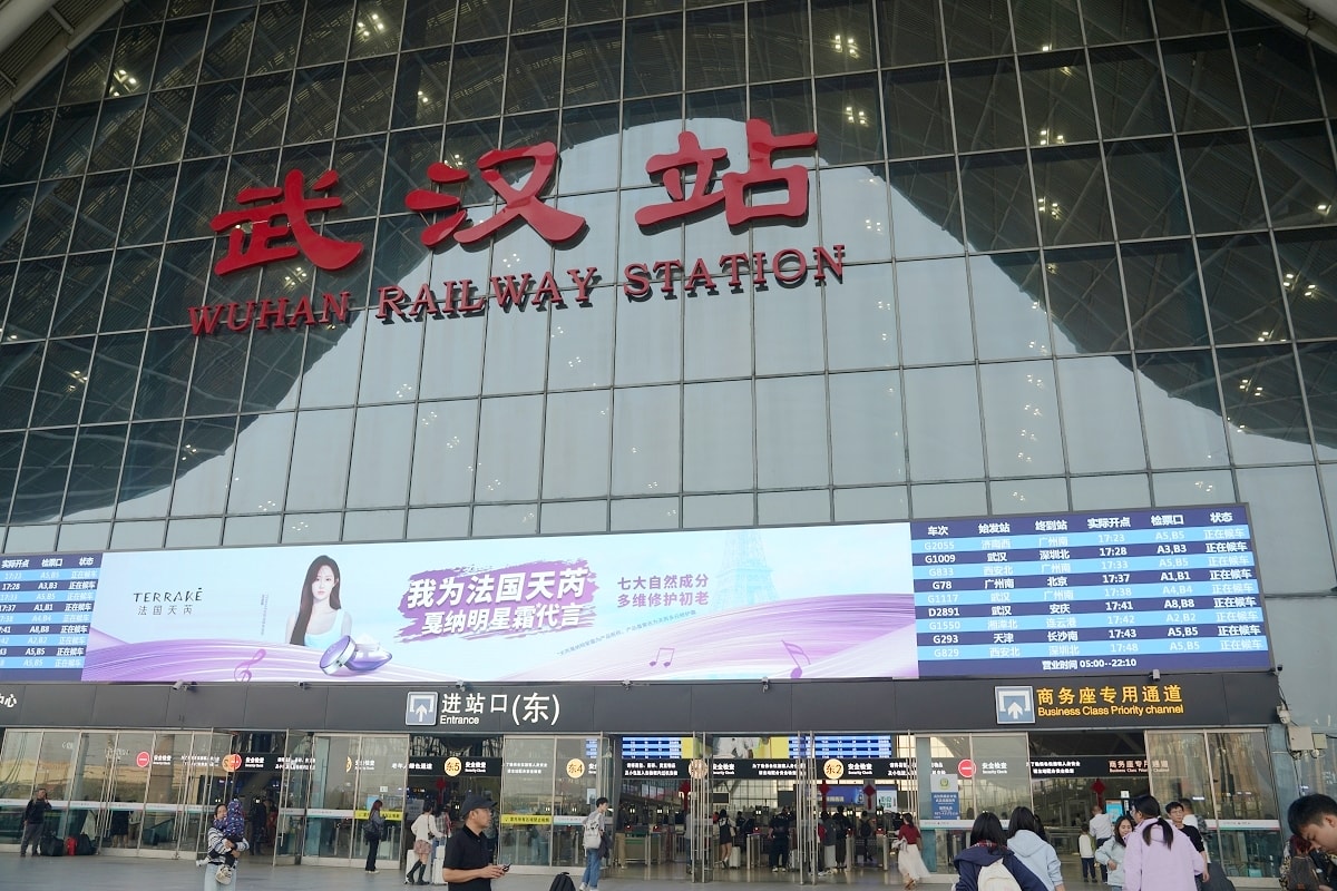 【武廣高鐵和諧號初體驗】2012年國際建築獎武漢站往懷化南站搭乘心得分享 高鐵餐盒開箱