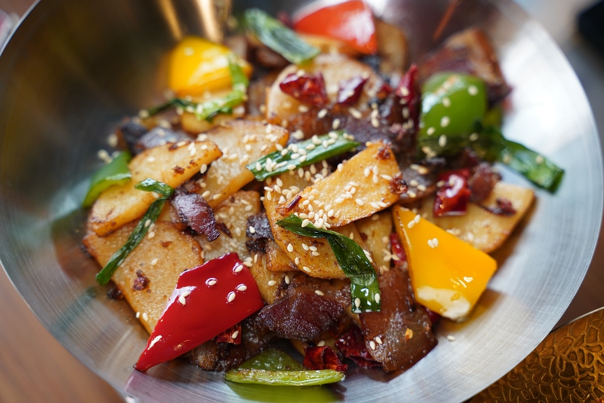 【ABV Bar & Kitchen 串串啤酒館西門店】重慶地道麻辣江湖菜+世界精釀啤酒