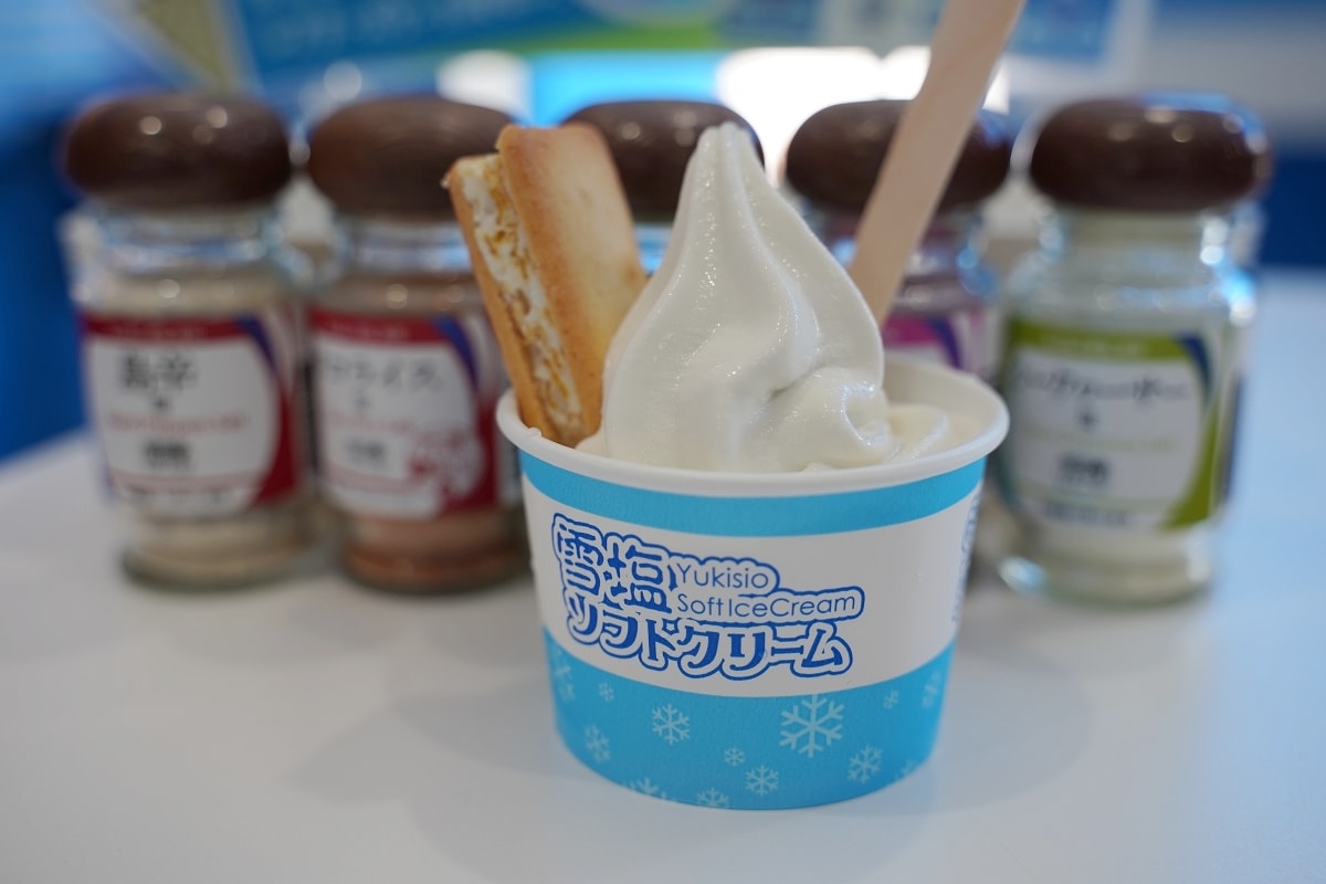 【沖繩國際通伴手禮推薦】宮古島雪鹽金楚糕 雪鹽霜淇淋+さんど必吃 雪塩国際通本店 - 第11張圖 【沖繩國際通伴手禮推薦】宮古島雪鹽金楚糕 雪鹽霜淇淋+さんど必吃 雪塩国際通本店
