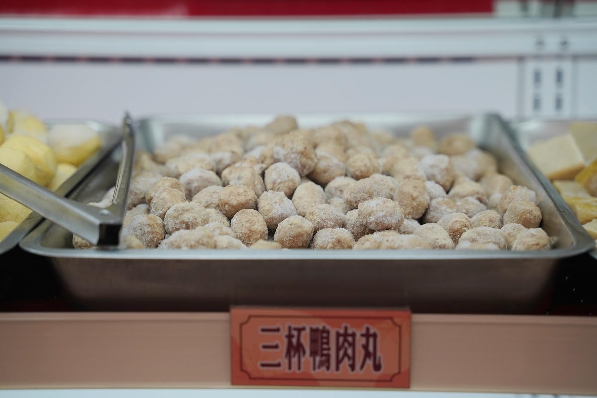 【羊霸天下羊肉爐內壢旗艦店】內壢超人氣火鍋吃到飽餐廳搬新家 豐富自助吧無限量供應通通吃到飽